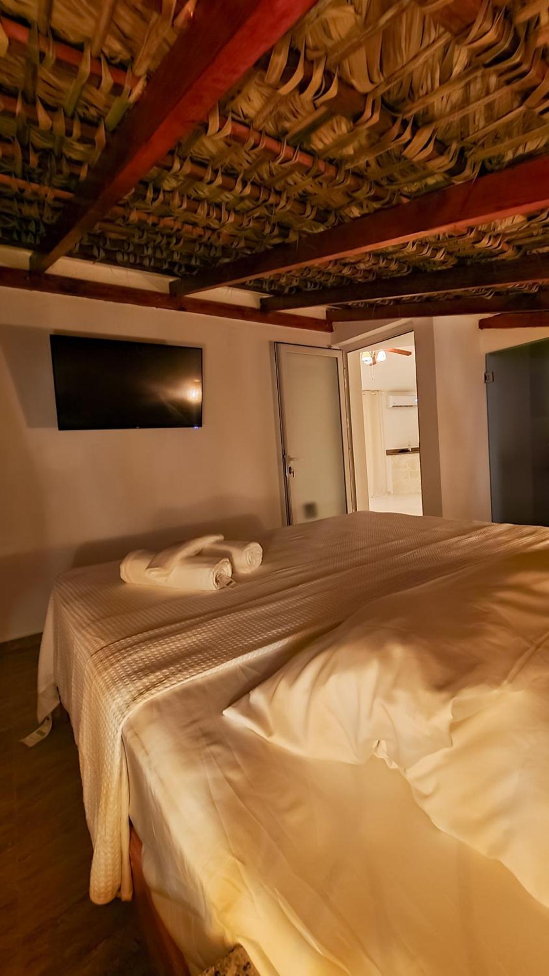 Triton Hotel Boutique & Restaurant Guayacanes Bagian luar foto