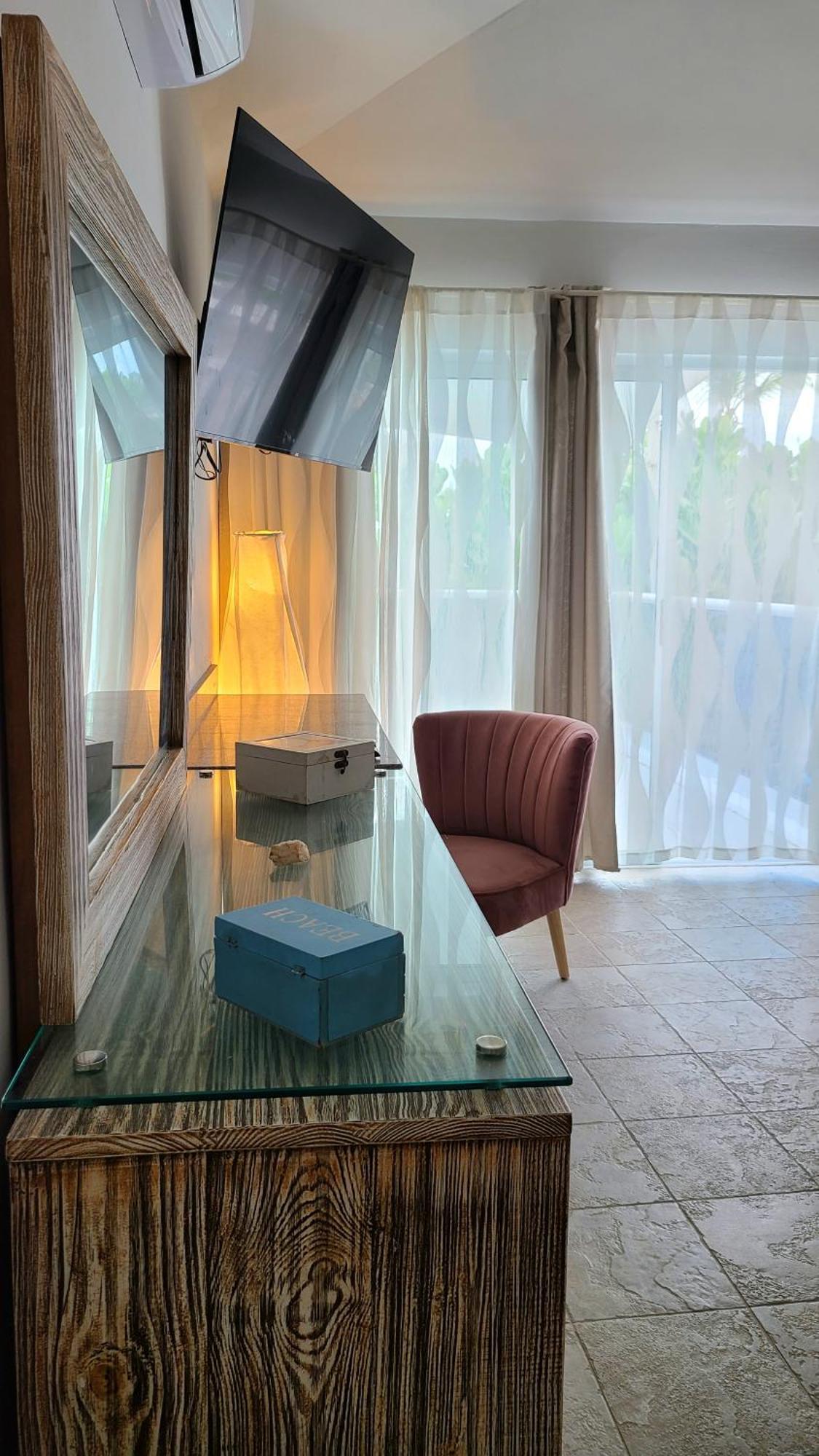 Triton Hotel Boutique & Restaurant Guayacanes Bagian luar foto